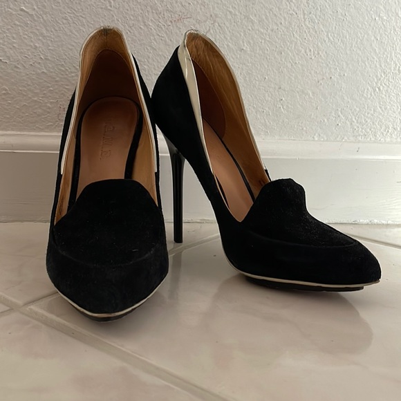 L.A.M.B. Shoes Lamb Loafer Heels With White Color Blocked Detail